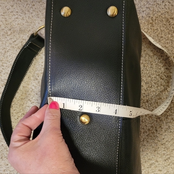 AmeriLeather Floral Embroidered Leather Hobo Tote Pockets Carry On Travel Bag - Picture 7 of 11